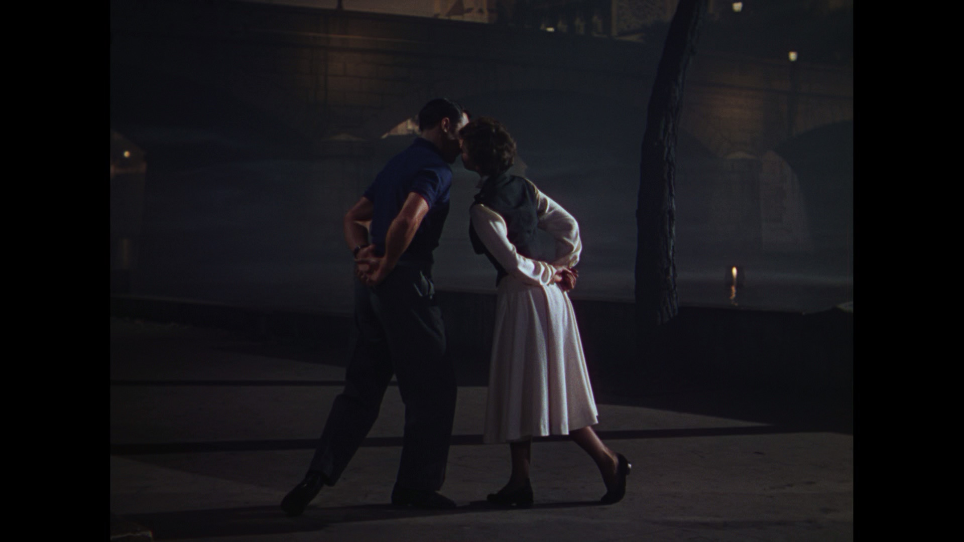 an-american-in-paris-blu-ray-gene-kelly-leslie-caron